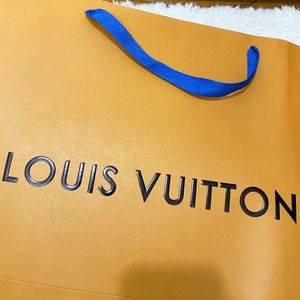 LV Box and shopping bag (empty)
